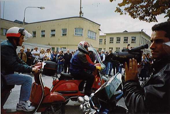 Arrivo alla fabbrica Piaggio di Pontedera