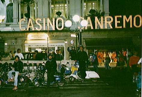 Siamo davanti al Casin, ma noi abbiamo sopratutto fatto un gran Casino !!!